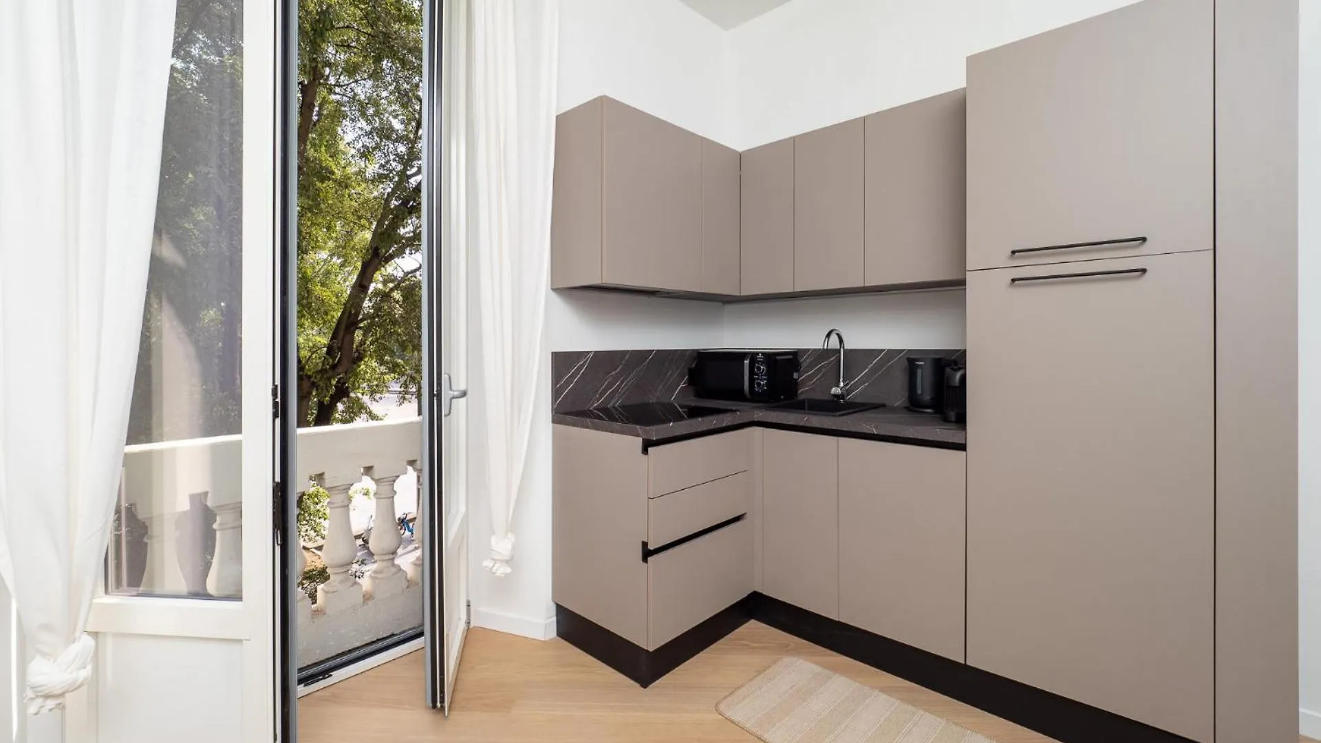 Arco Della Pace - Elegant Apartment For 3 Guests Milan Italy